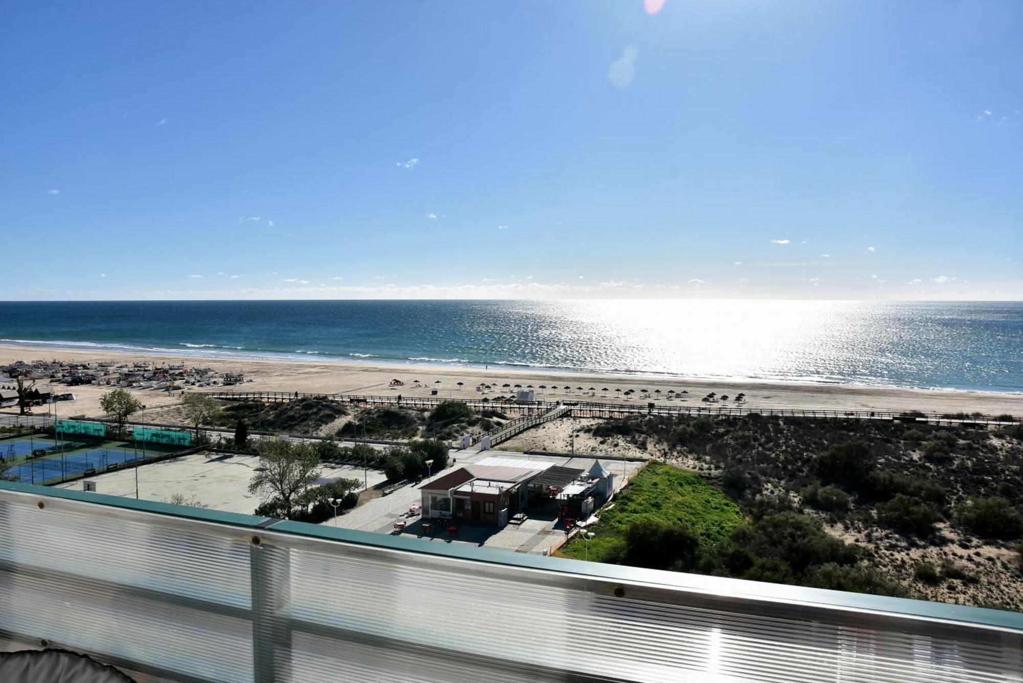 Over The Beach Monte Gordo Extérieur photo
